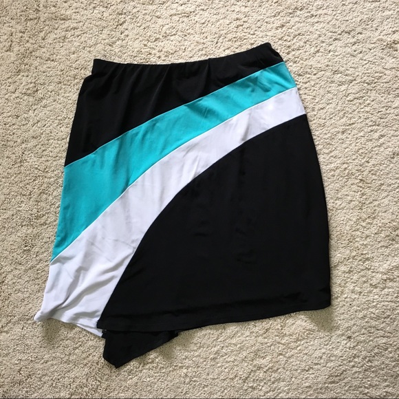 Cache Asymmetrical Skirt with bold stripes. Sz M - Picture 4 of 5